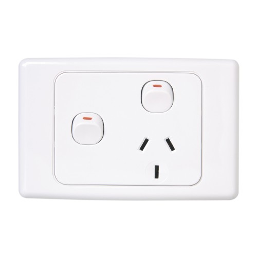 Clipsal 2000 Socket Switched, Single, Horizontal, Extra Switch, 10A, 250V, White Electric Clipsal 2000 Socket Switched, Single, Horizontal, Extra Switch, 10A, 250V, White Electric