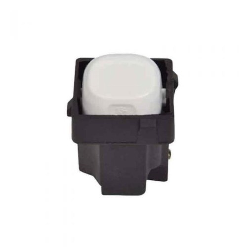 SM16 - 16 Amp Standard Mech White